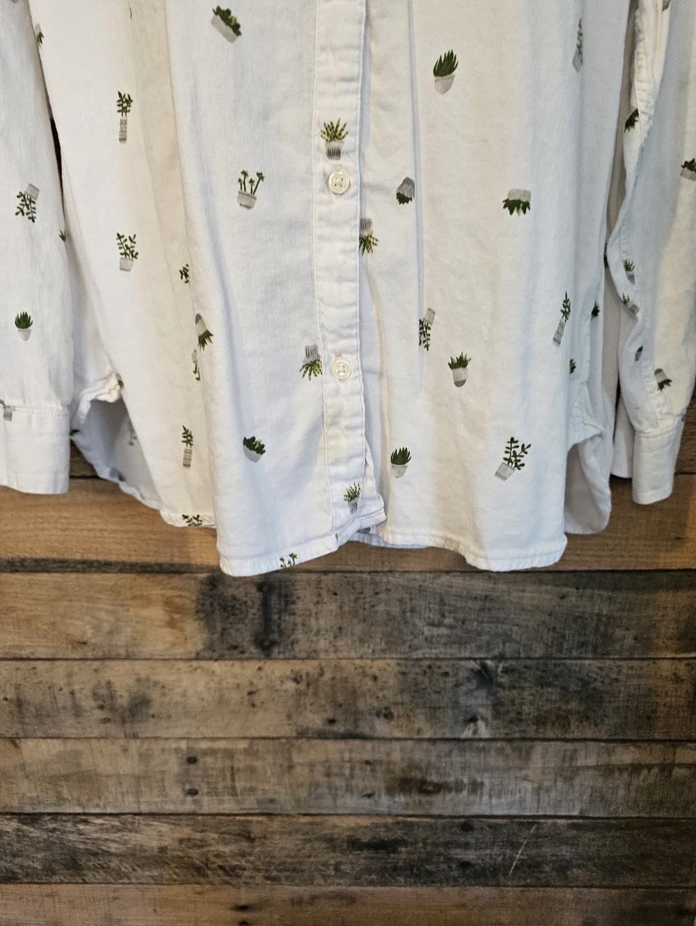 Old Navy Women's white Plant Life long sleeve button-down shirt size XL - Picture 8 of 14